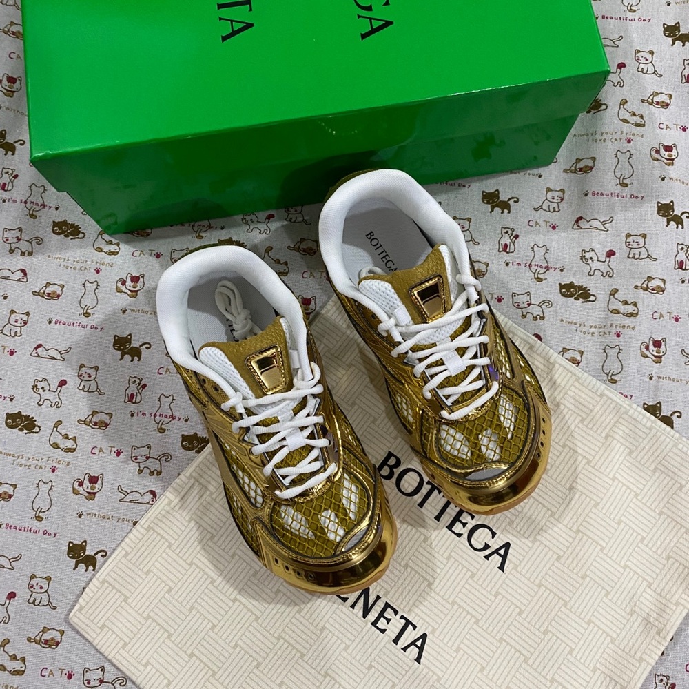 Bottega Veneta Metallic Gold Runner Sneakers - Picture 6 of 9